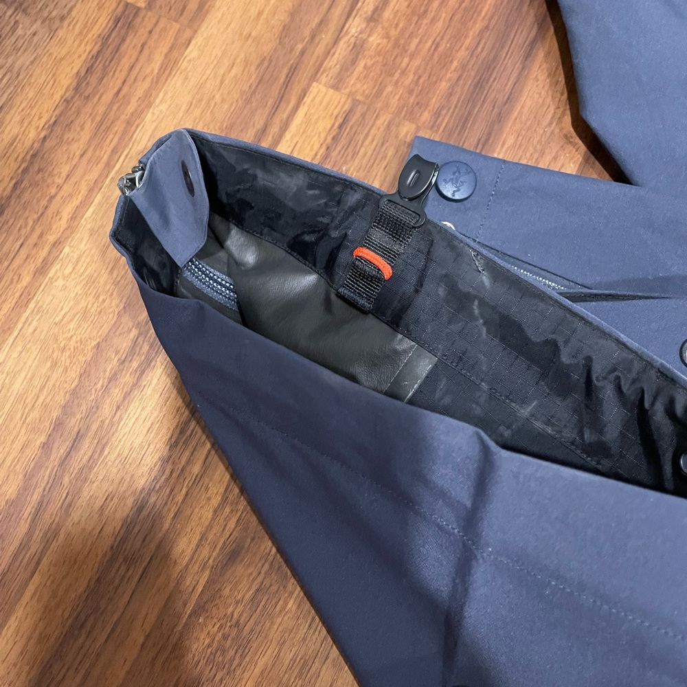 !!SOLD!! Arcteryx Alpha Shell Pant Women’s Goretex Grey Small - Picture 3 of 9